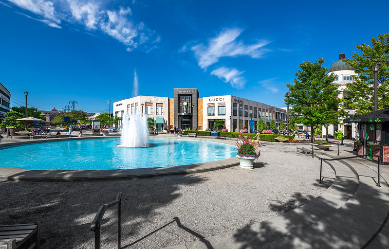 View across a fountain from Tiffany & Co and Gucci stores at Easton Town Center